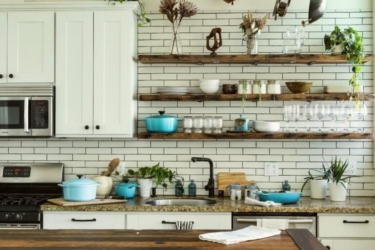 How to Incorporate Open Shelving in Kitchen Design